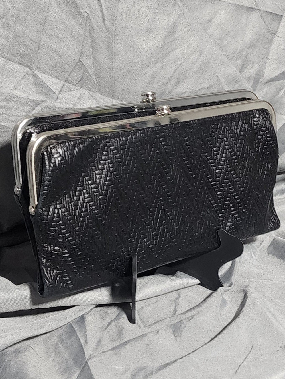 HOBO Lauren Black Leather Clutch Wallet W/ Double Frame Kiss-lock